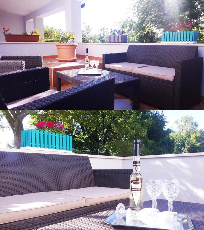 Guest House Ilic Loborika Εξωτερικό φωτογραφία